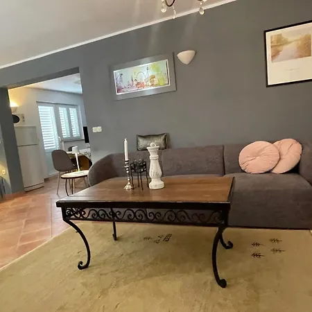 Apartament Casa Fumica *