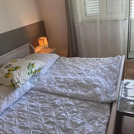Apartment Casa Fumica Palit